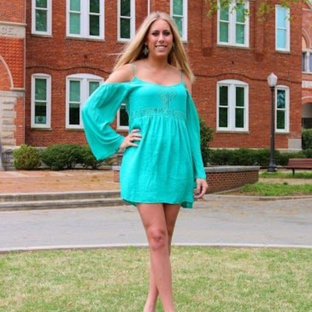 Vestique Cold Shoulder Boho Dress